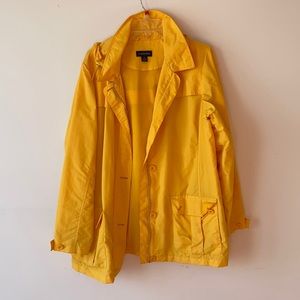 Lands’ end 1X 16w-18w yellow gorgeous raincoat jacket
